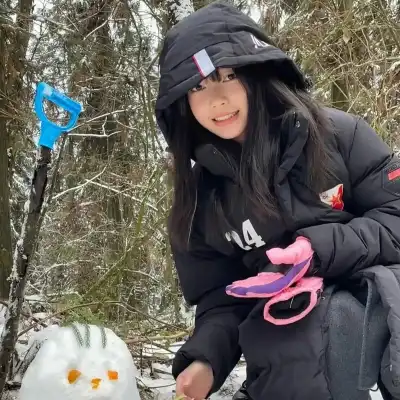 纪柠雅